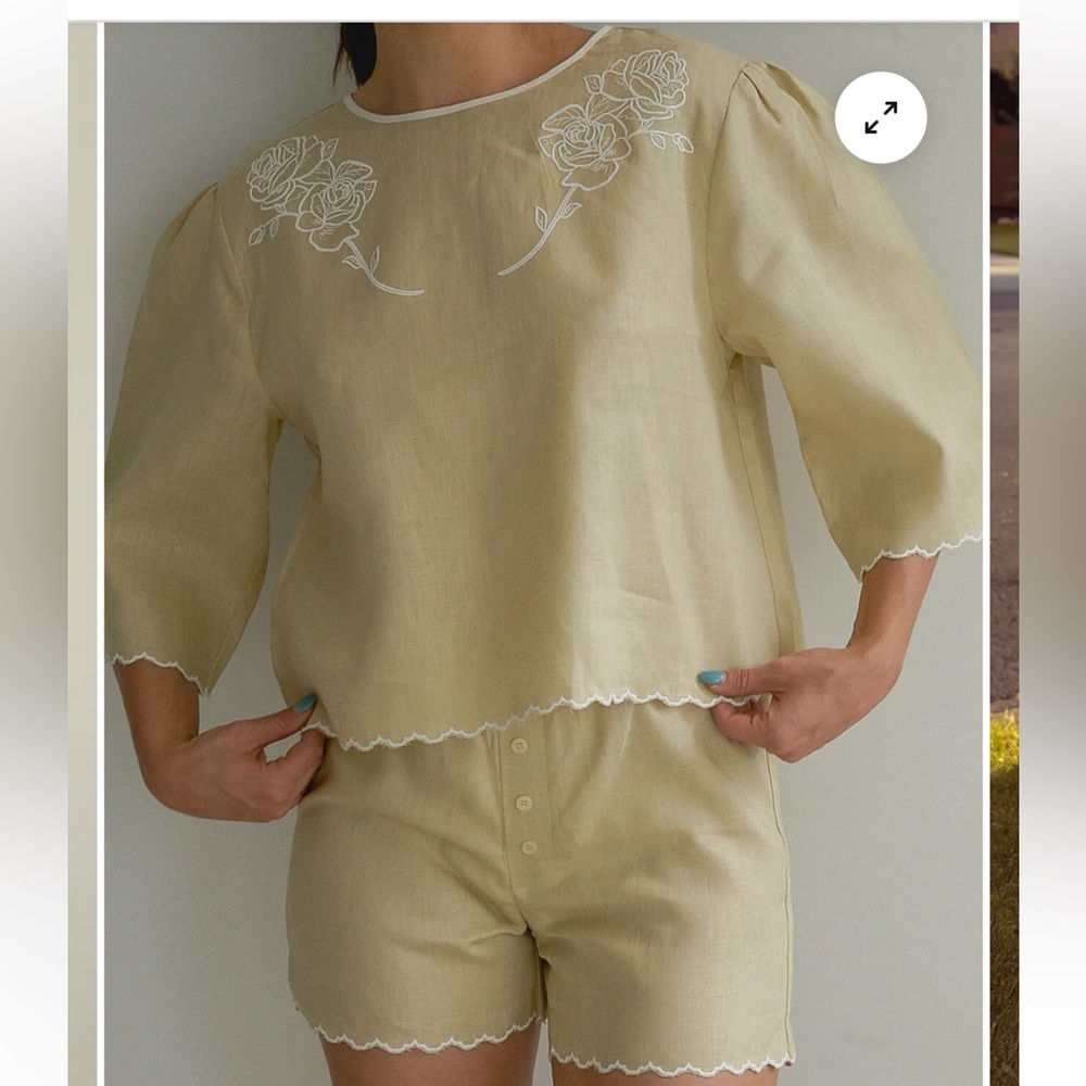 Tan and White Blouse with Elegant Design